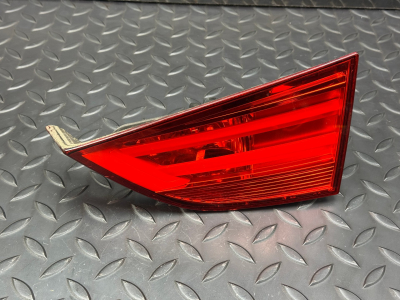 BMW X1 Right Inner Tail Light