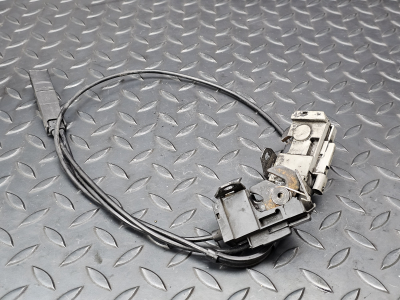 Mercedes-Benz C-Class, E-Class Bonnet Lock Catch