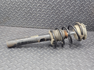BMW 1 Series Front Right Shock Absorber