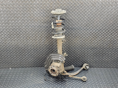 BMW X3 Left Front Complete Leg Wheel Hub