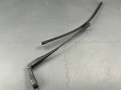 Mercedes-Benz A-Class Front Right Window Wiper Arm