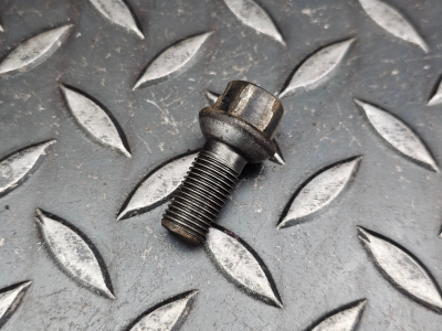 Mercedes-Benz E-Class, C-Class, A-Class, B-Class, CLA Wheel Bolt