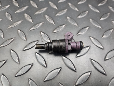 Mercedes-Benz C-Class Fuel Injector