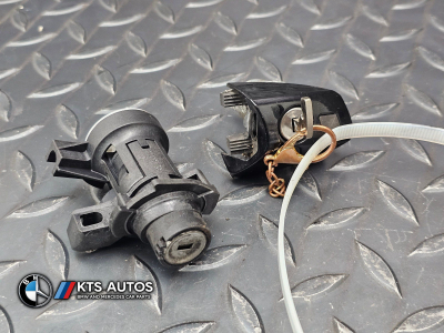 Mercedes-Benz E-Class Key Cylinder Barrel And Key Blade