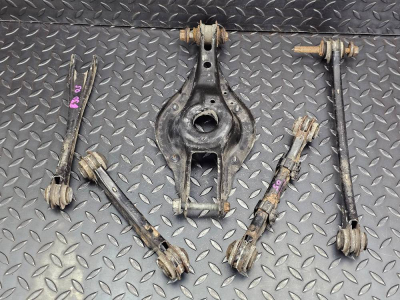 BMW 1 Series, 2 Series, 3 Series, 4 Series Rear Control Arm Set