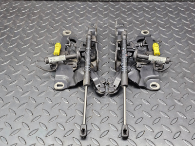 BMW 5 Series Bonnet Hinge Set Left Right