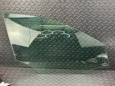 Mercedes-Benz A-Class Front Right Door Window Glass