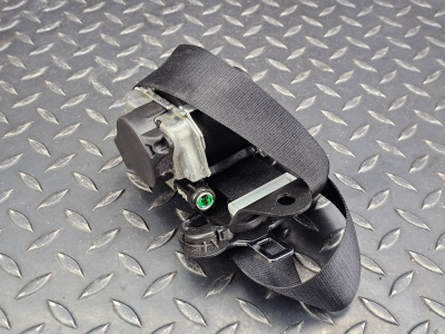 BMW i3 Front Left Seat Belt