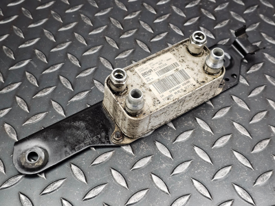 Mercedes-Benz C-Class, E-Class Engine Oil Cooler