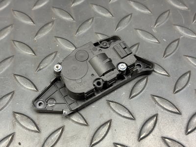 Mercedes-Benz A-Class, CLA, B-Class Heater Matrix Flap Actuator