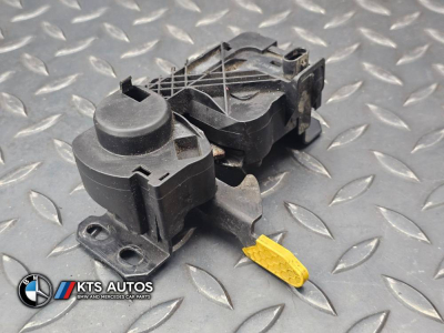 Mercedes-Benz CLA Bonnet Hood Lock Catch