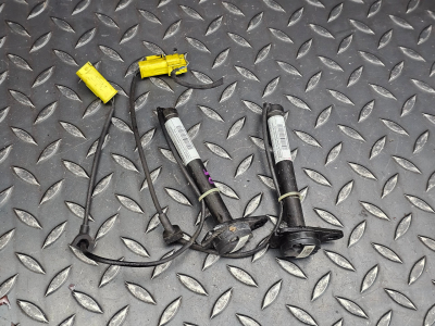 Mercedes-Benz C-Class Bonnet Pedestrian Protection Actuator Pair