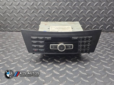Mercedes-Benz C-Class Sat Nav Media Control Head Unit