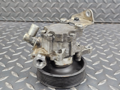 Mercedes-Benz C-Class, S-Class Power Steering Pump