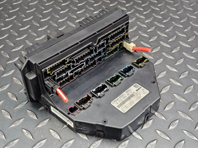 Mercedes-Benz E-Class Front Fuse Box