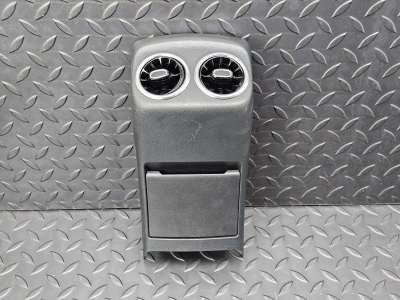 Mercedes-Benz A-Class, B-Class, GLA Rear Air Vent