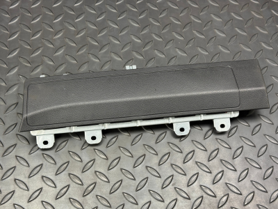 Mercedes-Benz A-Class Dashboard Knee Airbag