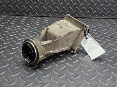 BMW X5, X6 Driveshaft Bracket