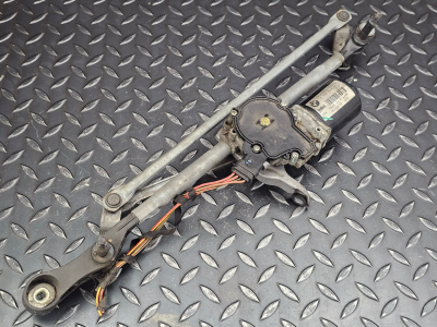 BMW 1 Series, 2 Series, 3 Series, 320d Front Window Wiper Motor Mechanism