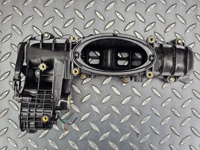 Mercedes-Benz C-Class, E-Class Intake Manifold