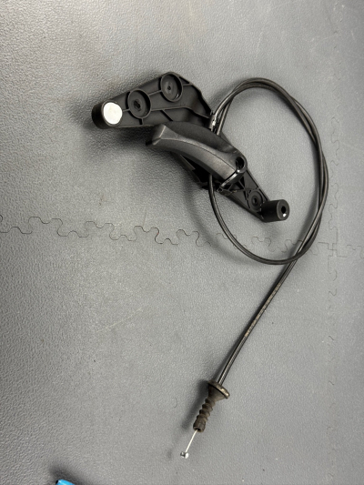 BMW 5 Series, 7 Series Bonnet Release Handle & Cable