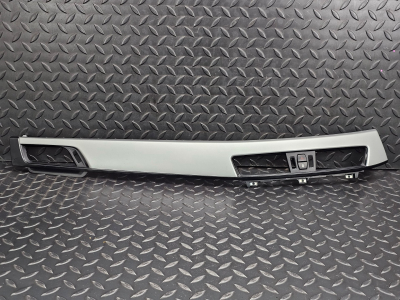 BMW X1, X1 Dashboard Center Trim
