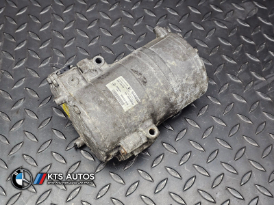 Mercedes-Benz E-Class Air conditioning compressor