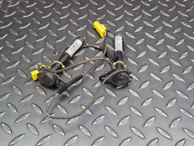 Mercedes-Benz A-Class, CLA Left Right Bonnet Hinge Actuator Pair