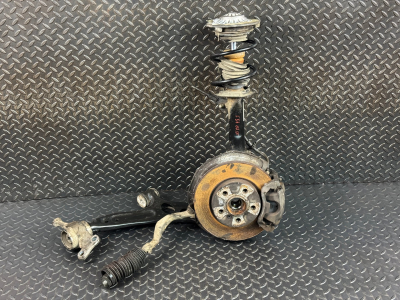 MINI Cooper Right Front Complete Leg Wheel Hub