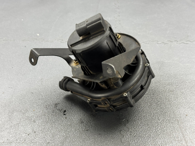 BMW X5 Secondary Air Pump