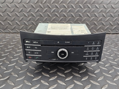 Mercedes-Benz E-Class Radio Player Head Unit