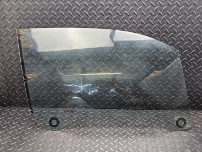 BMW i3 Front Right Window Glass