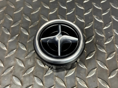 Mercedes-Benz A-Class Dashboard Airvent