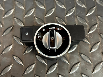 Mercedes-Benz A-Class, B-Class Headlight Control Switch