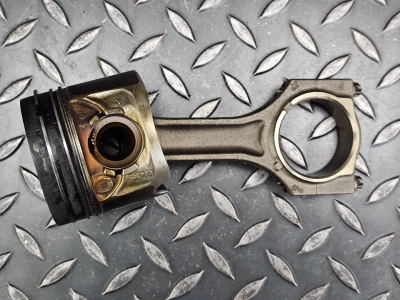 BMW 3 Series Piston Con Rod