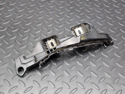 Mercedes-Benz C-Class Rear Left Bumper Bracket