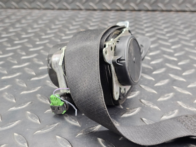 BMW 2 Series Front Left Seatbelt