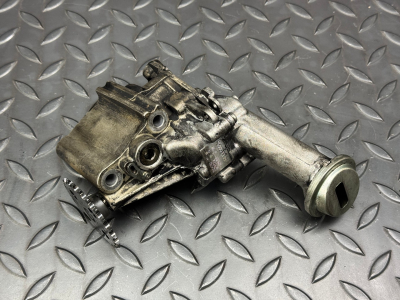 Mercedes-Benz A-Class, B-Class Oil Pump