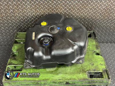 Mercedes-Benz E-Class Adblue Tank Assembly