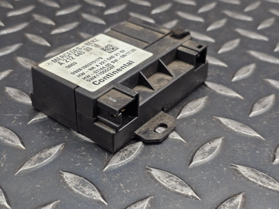 Mercedes-Benz E-Class, C-Class Fuel Pump Control Module