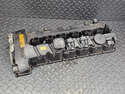 BMW 3 Series, 5 Series Cylinder Head Cover