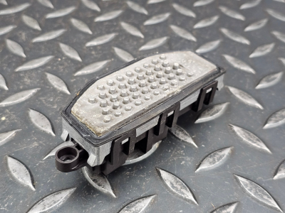 Mercedes-Benz A-Class, B-Class Radiator Fan Resistor