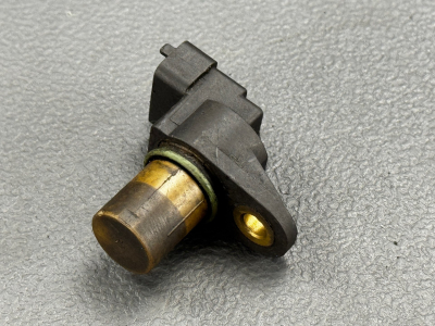 Mercedes-Benz Camshaft Position Sensor