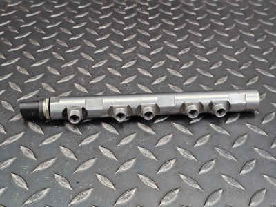 MINI Clubman, Cooper Fuel Rail