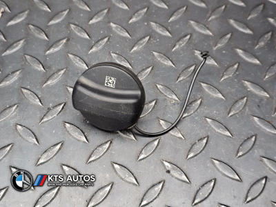BMW 1 Series, 3 Series, 5 Series, 6 Series, 7 Series, X1, X5, X6, Z4 Fuel Filler Screw Cap