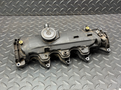 Mercedes-Benz A-Class Rocker Cover