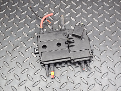 Mercedes-Benz C-Class Fuse Relay Box