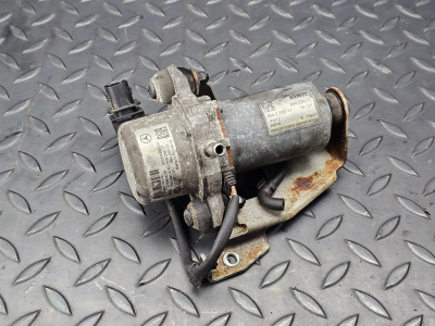 Mercedes-Benz C-Class, GLC Vacuum Pump