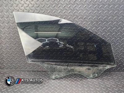 Mercedes-Benz C-Class Front Right Window Glass