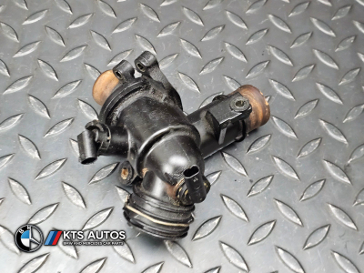 Mercedes-Benz C-Class, E-Class, Sprinter, VITO Thermostat Housing